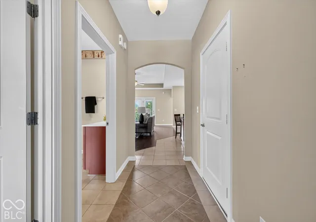 Photo 4 of Single family home for sale at 5563 Lipizzan Ln, Plainfield, IN 46168 | MLS# 22132317 | Listing updated on 2026-10-29