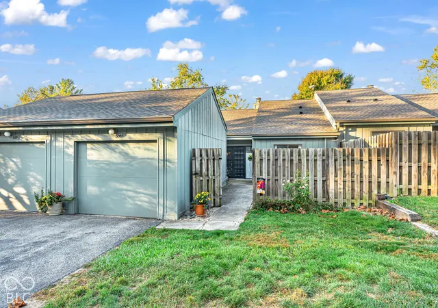 Photo 1 of Condo for sale at 5063 Fairway Dr, Avon, IN 46123 | MLS# 22132318 | Listing updated on 2026-10-23