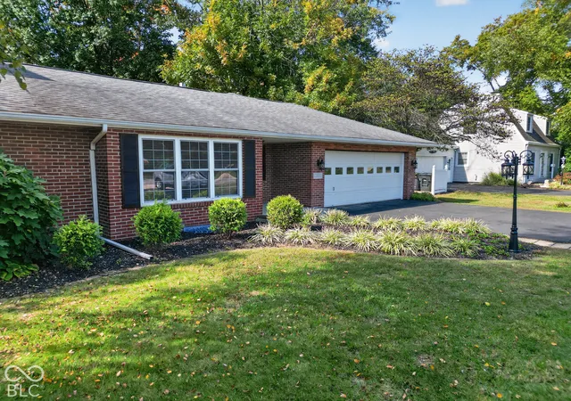 Photo 2 of Sale Pending at 3124 Westenedge Dr, Columbus, IN 47203 | MLS# 22132320 | Listing updated on 2026-10-22