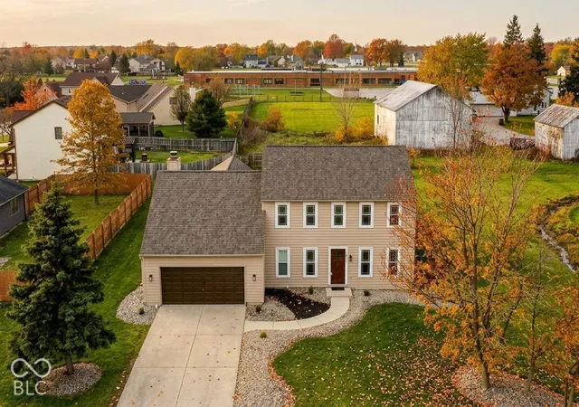 Single family home for sale at 5713 Arlington Pkwy N, Fort Wayne, IN 46835 | MLS# 22132322