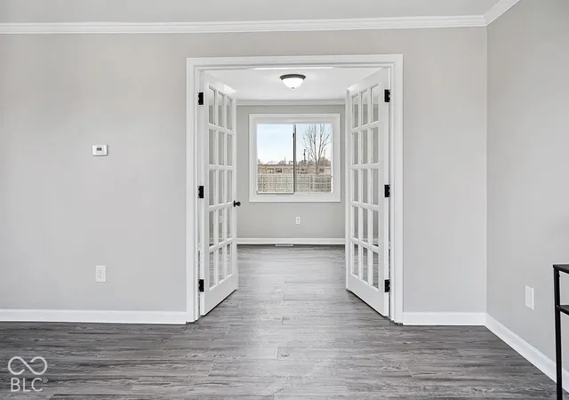 Photo 3 of Single family home for sale at 5713 Arlington Pkwy N, Fort Wayne, IN 46835 | MLS# 22132322 | Listing updated on 2026-10-21