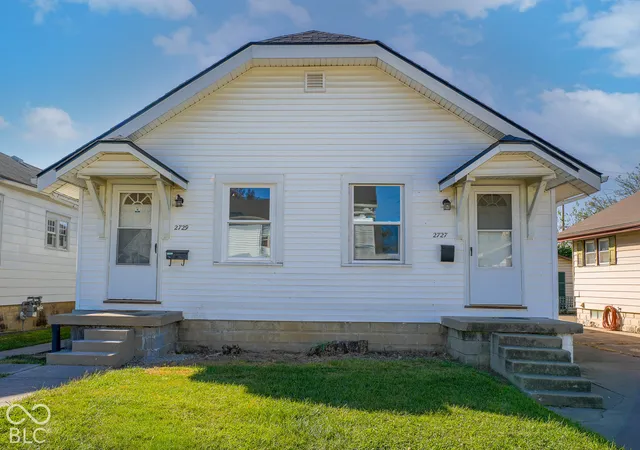 Multi family home for sale at 2727-2729 George St, Anderson, IN 46016 | MLS# 22132328
