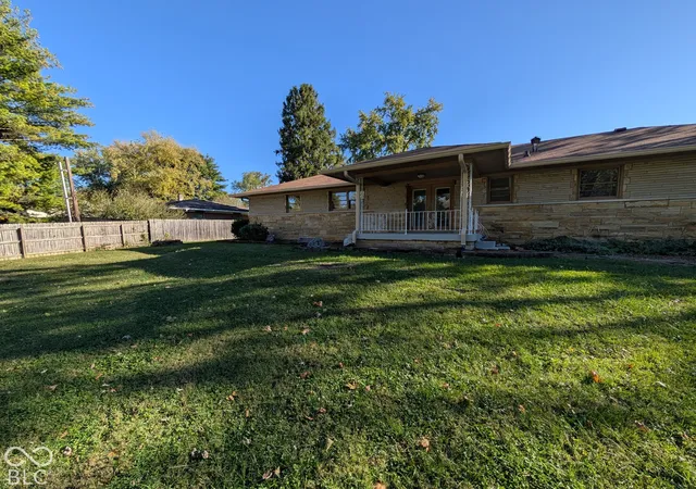Photo 4 of Single family home for sale at 2060 E Thompson Rd, Indianapolis, IN 46227 | MLS# 22132338 | Listing updated on 2026-10-28