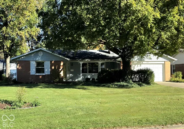 Single family home for sale at 1630 S Winding Way, Anderson, IN 46011 | MLS# 22132352