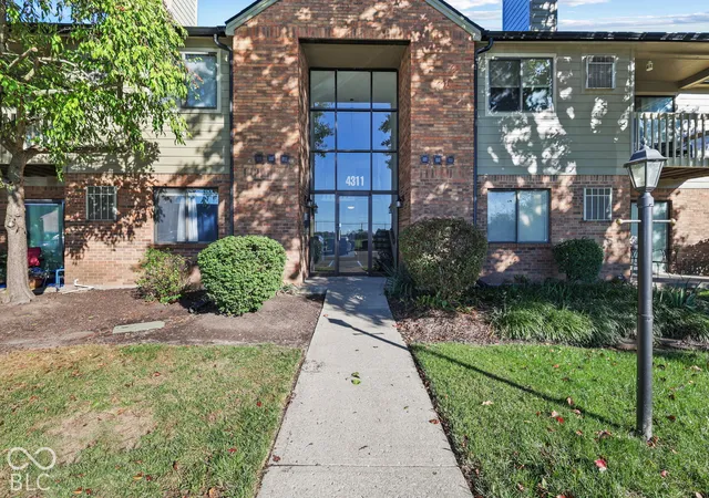 Photo 1 of Sale Pending at 4311 Village Pkwy Cir W #2, Indianapolis, IN 46254 | MLS# 22132356 | Listing updated on 2026-10-27