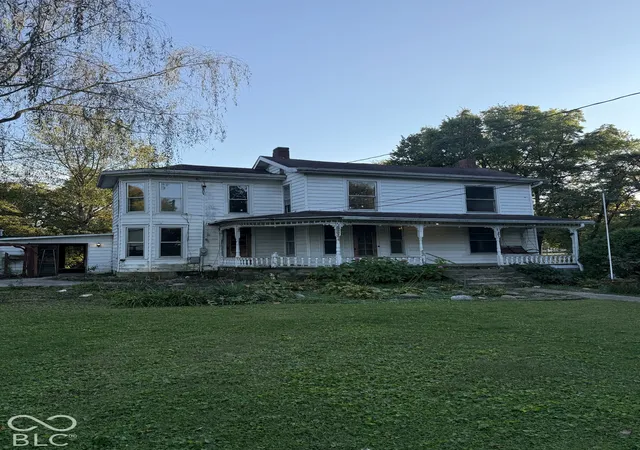 Photo 2 of Sale Pending at 303 W Main St, Spiceland, IN 47385 | MLS# 22132372 | Listing updated on 2026-10-27