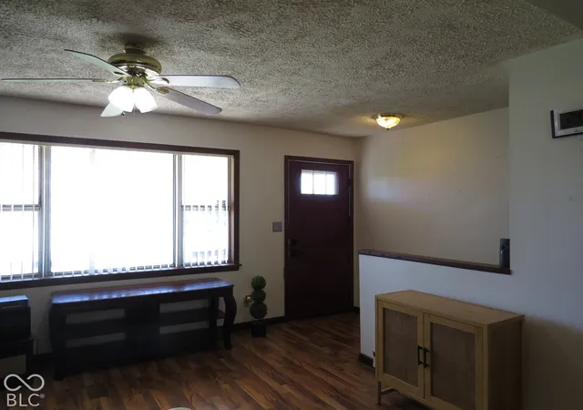 Photo 3 of Single family home for sale at 8870 W 450 South, Columbus, IN 47201 | MLS# 22132387 | Listing updated on 2026-10-23