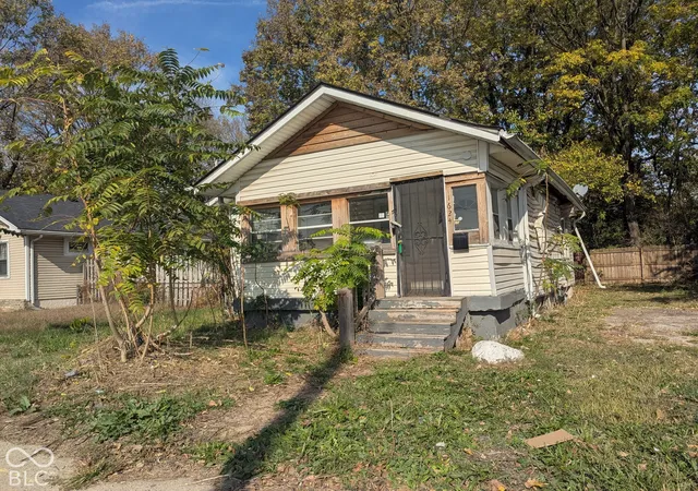 Photo 1 of Single family home for sale at 1624 E 30th Street, Indianapolis, IN 46218 | MLS# 22132392 | Listing updated on 2026-10-27