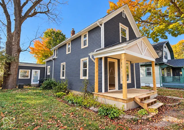 Photo 2 of Single family home for sale at 3516 Ramsey Ave, Fort Wayne, IN 46807 | MLS# 22132424 | Listing updated on 2026-10-22