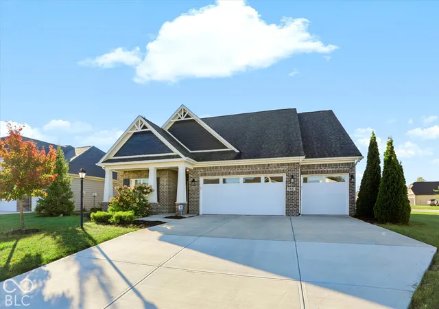 Photo 2 of Single family home for sale at 4541 W Rising Sun Dr, New Palestine, IN 46163 | MLS# 22132439 | Listing updated on 2026-10-26