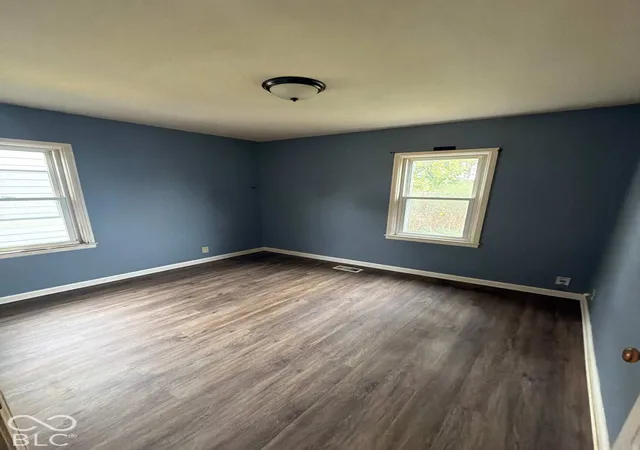 Photo 3 of Sale Pending at 5762 Speedway Dr, Indianapolis, IN 46224 | MLS# 22132443 | Listing updated on 2026-10-23