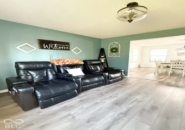 Photo 4 of Single family home for sale at 955 Cambridge Ln, Edinburgh, IN 46124 | MLS# 22132445 | Listing updated on 2026-10-29