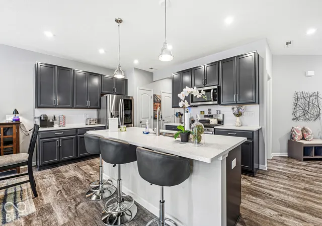 Photo 4 of Condo for sale at 13540 Dewpoint Ln, Fishers, IN 46037 | MLS# 22132470 | Listing updated on 2026-10-26