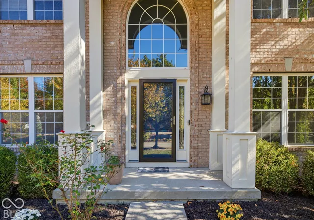 Photo 4 of Single family home for sale at 11795 Suncatcher Dr, Fishers, IN 46037 | MLS# 22132483 | Listing updated on 2026-10-22