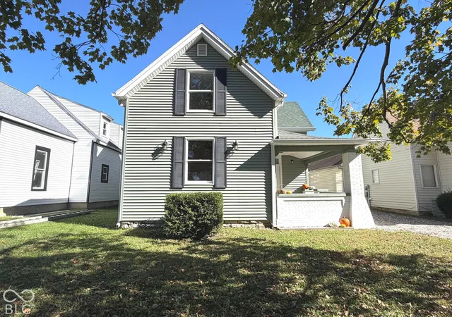 Photo 1 of Single family home for sale at 840 N Jackson St, Rushville, IN 46173 | MLS# 22132485 | Listing updated on 2026-10-26