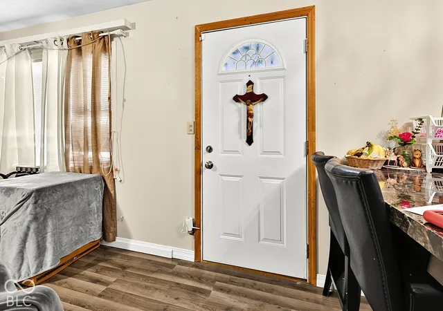 Photo 4 of Single family home for sale at 3525 Georgetown Rd, Indianapolis, IN 46224 | MLS# 22132490 | Listing updated on 2026-10-23