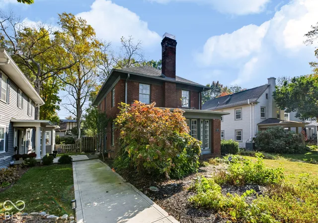 Photo 3 of Single family home for sale at 4461 Central Ave, Indianapolis, IN 46205 | MLS# 22132501 | Listing updated on 2026-10-28