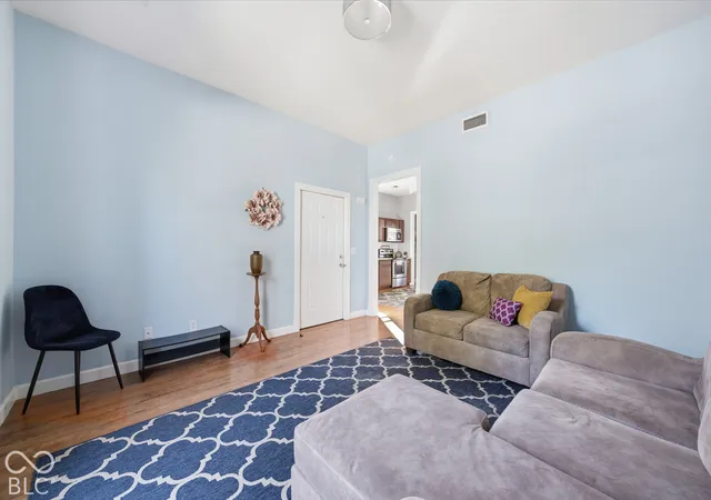 Photo 4 of Single family home for sale at 1211 W 10th Street, Muncie, IN 47302 | MLS# 22132512 | Listing updated on 2026-10-26