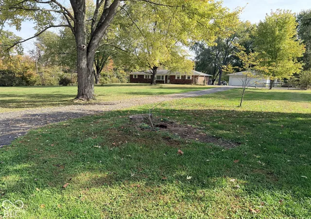 Photo 1 of Single family home for sale at 1641 N 475 East, Columbus, IN 47203 | MLS# 22132523 | Listing updated on 2026-10-28