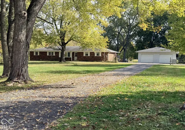 Photo 2 of Single family home for sale at 1641 N 475 East, Columbus, IN 47203 | MLS# 22132523 | Listing updated on 2026-10-28
