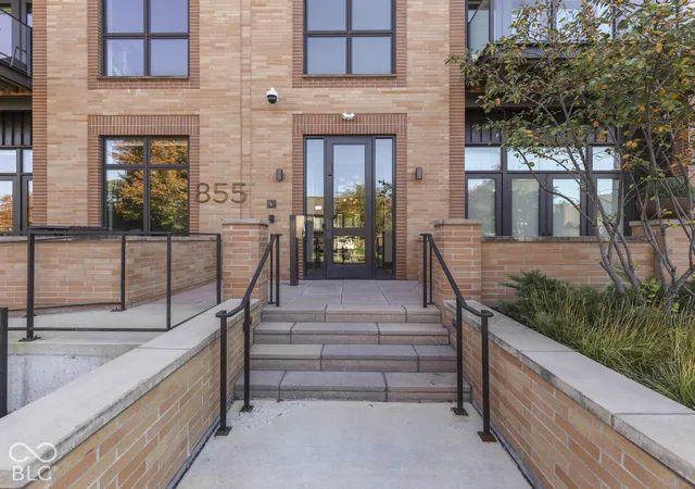 Photo 1 of Condo for sale at 855 N East St #208-B, Indianapolis, IN 46202 | MLS# 22132531 | Listing updated on 2026-10-28