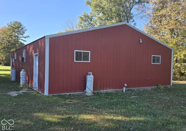 Photo 2 of Single family home for sale at 4238 Hochstetler St, Coal City, IN 47427 | MLS# 22132542 | Listing updated on 2026-10-22