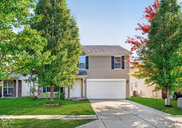 Photo 1 of Single family home for sale at 839 Stonehurst Dr, Franklin, IN 46131 | MLS# 22132555 | Listing updated on 2026-10-23