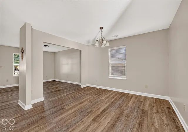 Photo 4 of Single family home for sale at 839 Stonehurst Dr, Franklin, IN 46131 | MLS# 22132555 | Listing updated on 2026-10-23