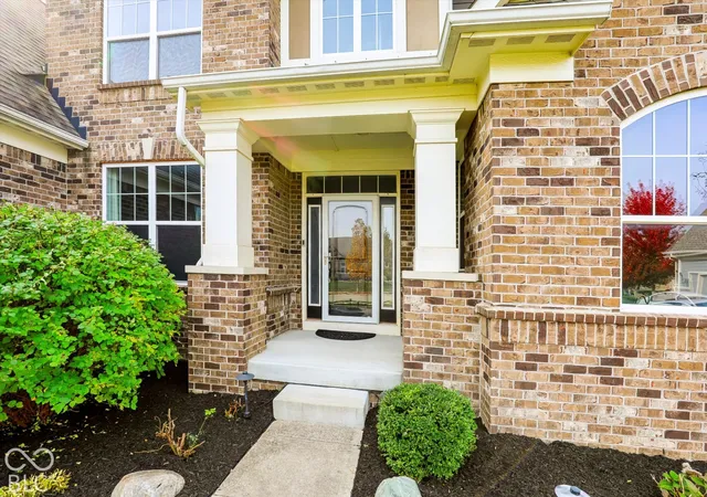 Photo 3 of Single family home for sale at 14494 Arnett Dr, Carmel, IN 46033 | MLS# 22132563 | Listing updated on 2026-10-28