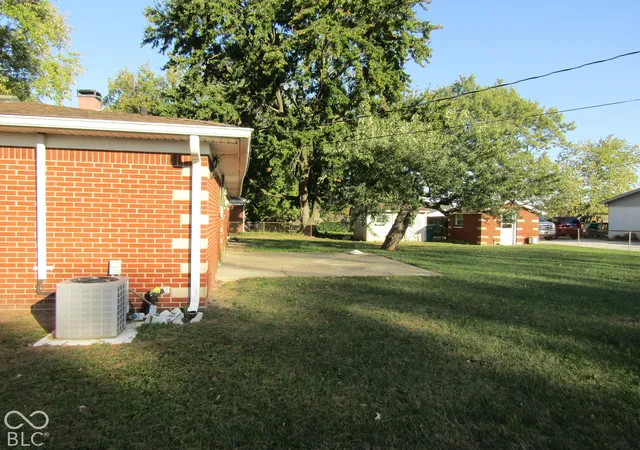 Photo 1 of Single family home for sale at 9505 E County Rd 400 N, Brownsburg, IN 46112 | MLS# 22132567 | Listing updated on 2026-10-26