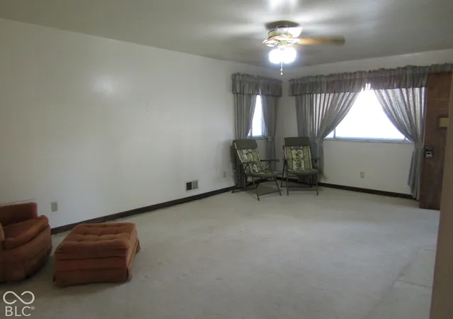 Photo 3 of Single family home for sale at 9505 E County Rd 400 N, Brownsburg, IN 46112 | MLS# 22132567 | Listing updated on 2026-10-26