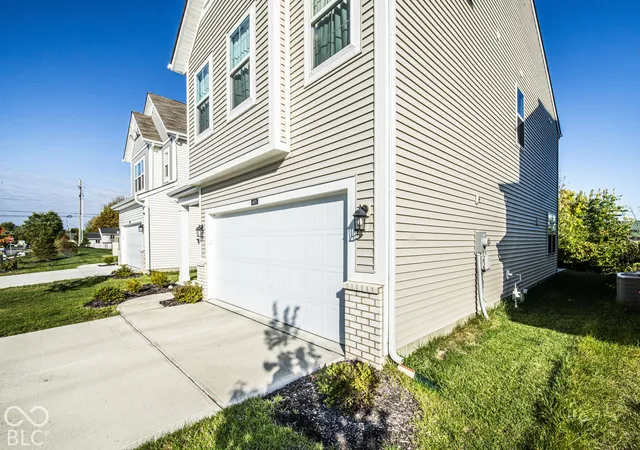 Photo 3 of Single family home for sale at 6024 Medina Spirit Dr, Indianapolis, IN 46237 | MLS# 22132575 | Listing updated on 2026-10-24