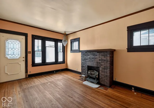 Photo 4 of Single family home for sale at 1116 N Tuxedo St, Indianapolis, IN 46201 | MLS# 22132578 | Listing updated on 2026-10-26