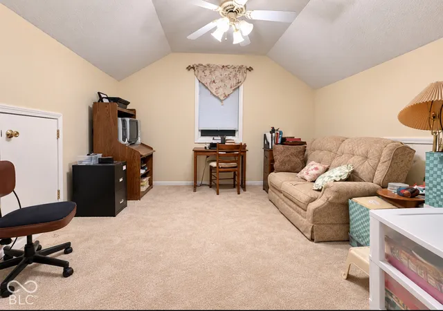Photo 4 of Single family home for sale at 6806 Creekwood Trl, Fort Wayne, IN 46835 | MLS# 22132579 | Listing updated on 2026-10-21