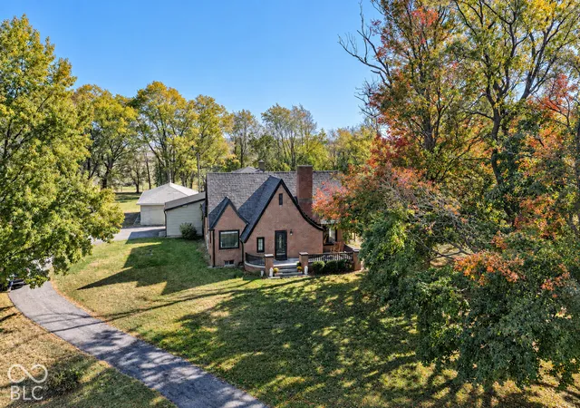 Photo 3 of Single family home for sale at 8147 N County Rd 21 W, Lizton, IN 46149 | MLS# 22132593 | Listing updated on 2026-10-27