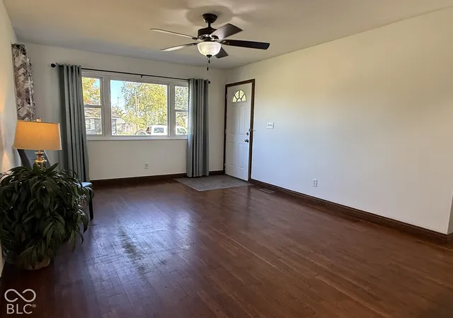 Photo 4 of Sale Pending at 1471 E Aimee Ct, Terre Haute, IN 47805 | MLS# 22132624 | Listing updated on 2026-10-25
