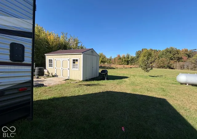 Photo 3 of Single family home for sale at 6655 E State Rd 58, Owensburg, IN 47453 | MLS# 22132629 | Listing updated on 2026-10-27