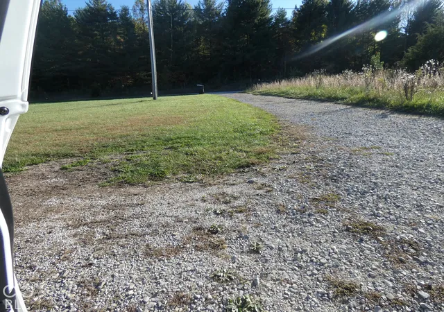 Photo 3 of Single family home for sale at 6655 E State Rd 58, Owensburg, IN 47453 | MLS# 22132629 | Listing updated on 2026-10-27