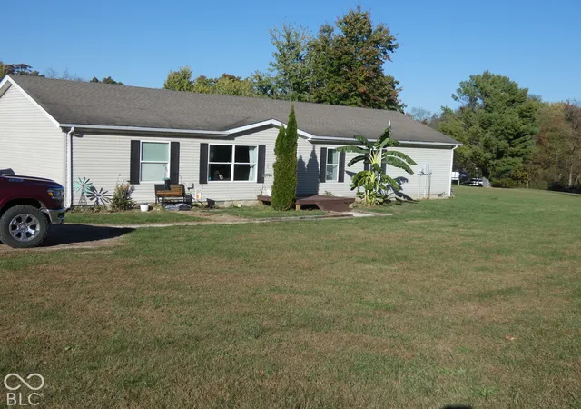 Photo 4 of Single family home for sale at 6655 E State Rd 58, Owensburg, IN 47453 | MLS# 22132629 | Listing updated on 2026-10-27