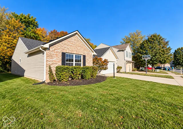 Photo 3 of Single family home for sale at 12260 Sweet Crk Trl, Fishers, IN 46037 | MLS# 22132635 | Listing updated on 2026-10-23