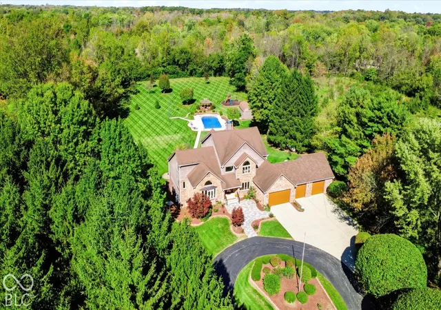 Photo 2 of Mansion for sale at 6330 E Southport Rd, Indianapolis, IN 46237 | MLS# 22132640 | Listing updated on 2026-10-28