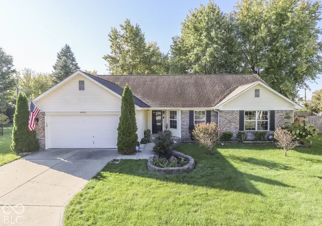 Photo 1 of Single family home for sale at 6241 Whitaker Farms Dr, Indianapolis, IN 46237 | MLS# 22132645 | Listing updated on 2026-10-27