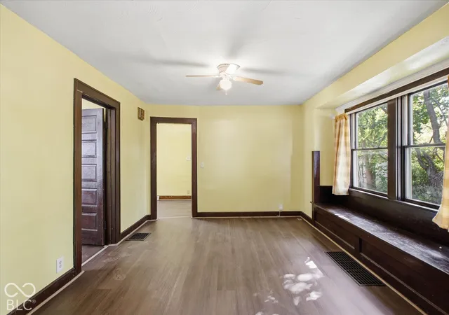 Photo 3 of Sale Pending at 555 Woodrow Ave, Indianapolis, IN 46241 | MLS# 22132653 | Listing updated on 2026-10-25