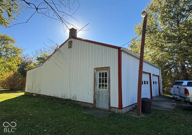 Photo 3 of Sale Pending at 3310 S 1000 West, Anderson, IN 46012 | MLS# 22132660 | Listing updated on 2026-10-24