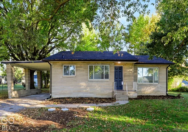 Photo 1 of Single family home for sale at 4062 W Broadway Ave, Bloomington, IN 47404 | MLS# 22132663 | Listing updated on 2026-10-21