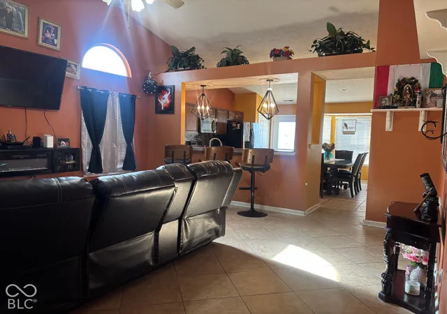 Photo 3 of Single family home for sale at 6650 Crestwell Ln, Indianapolis, IN 46268 | MLS# 22132666 | Listing updated on 2026-10-25