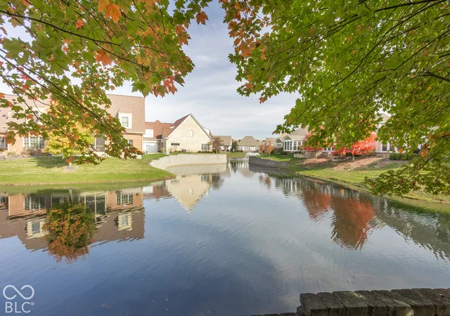 Photo 4 of Townhouse for sale at 15330 Mystic Rock Dr, Carmel, IN 46033 | MLS# 22132674 | Listing updated on 2026-10-29