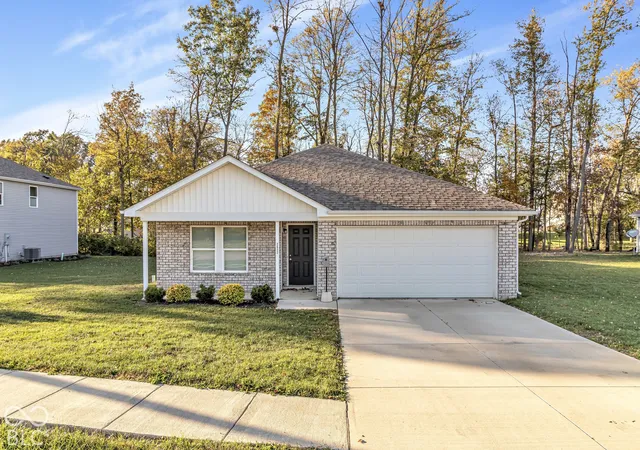 Photo 1 of Single family home for sale at 2632 S Crane Pond, Marion, IN 46952 | MLS# 22132679 | Listing updated on 2026-10-24