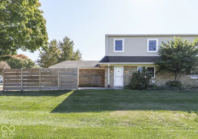 Condo for sale at 3412 Winchester Dr, Indianapolis, IN 46227 | MLS# 22132682