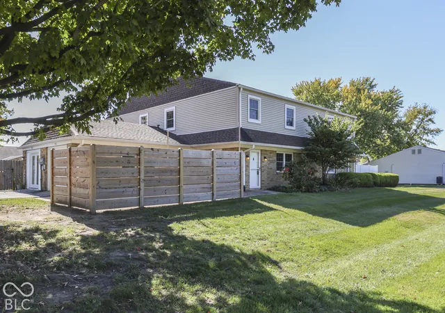 Photo 2 of Condo for sale at 3412 Winchester Dr, Indianapolis, IN 46227 | MLS# 22132682 | Listing updated on 2026-10-21